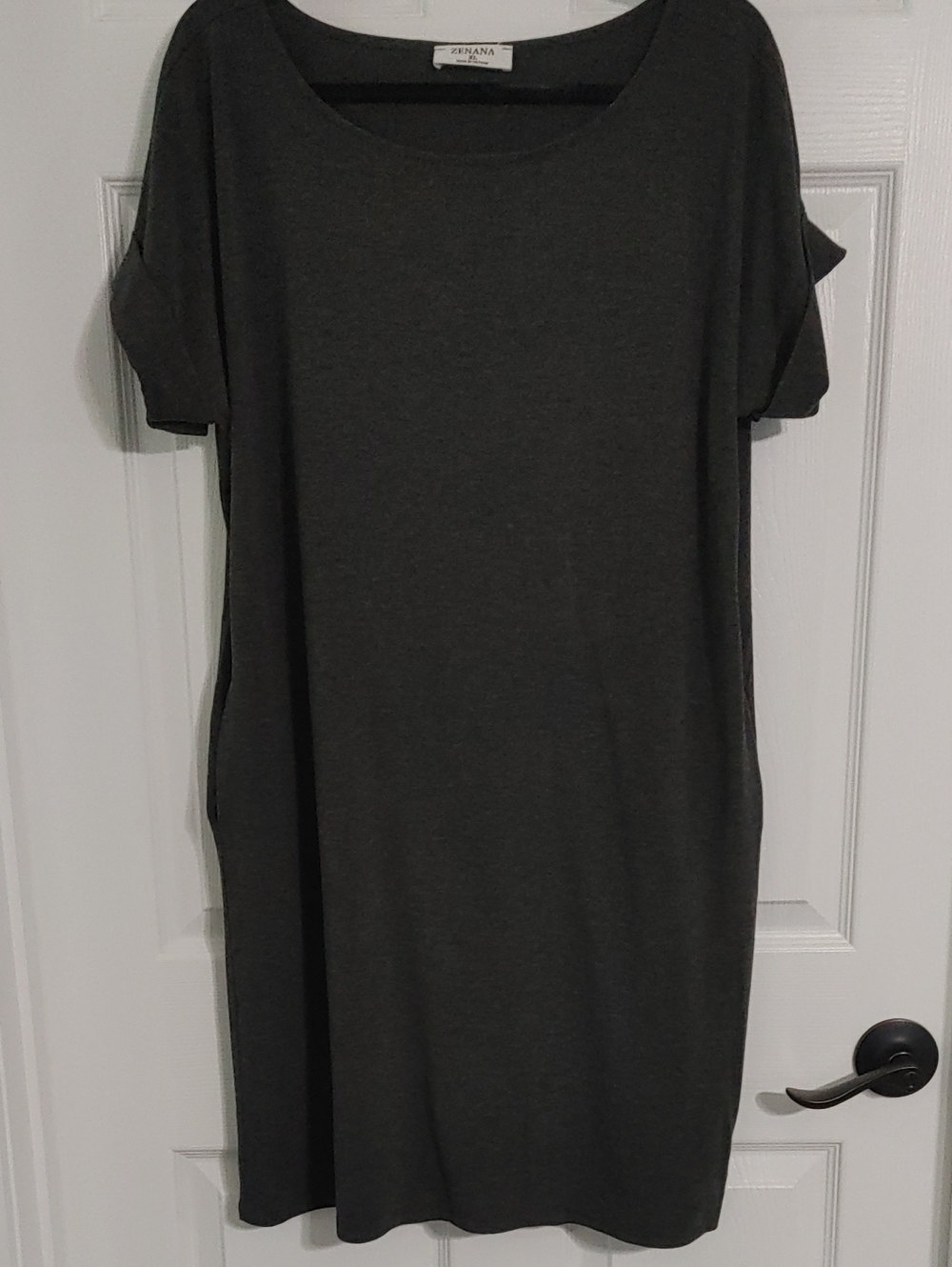 Zenana Outfitter Dark Gray Short Sleeve Tee-Shirt Scoop Dress Sz XL with Pockets